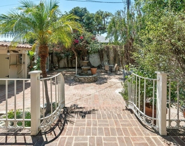 2347 Glendon Avenue - Photo Thumbnail 12