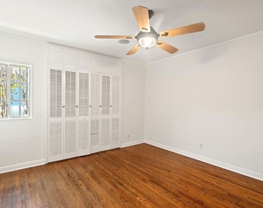 2347 Glendon Avenue - Photo Thumbnail 9