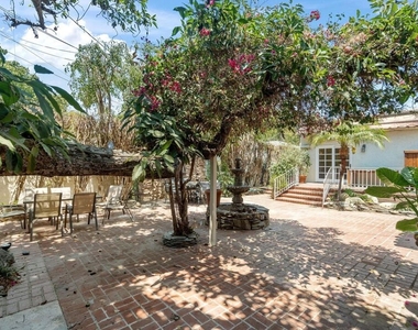 2347 Glendon Avenue - Photo Thumbnail 15