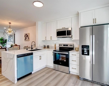 10135 Peaceful Ct - Photo Thumbnail 12