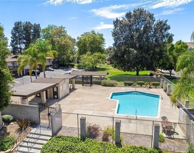 10135 Peaceful Ct - Photo Thumbnail 5