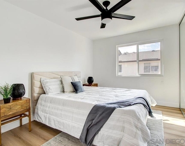 10135 Peaceful Ct - Photo Thumbnail 4