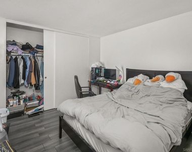 4390 Caminito Del Diamante - Photo Thumbnail 23