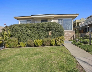 4614 Saratoga Ave - Photo Thumbnail 3