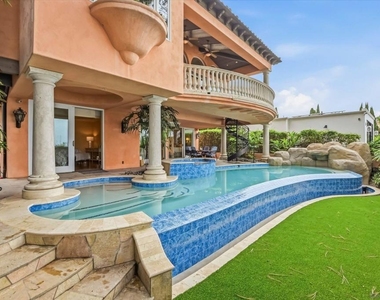 741 Rosecrans St - Photo Thumbnail 60