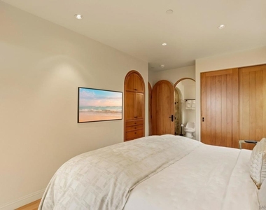 741 Rosecrans St - Photo Thumbnail 63