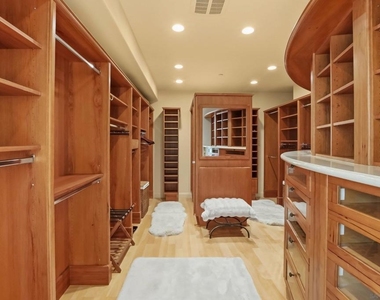 741 Rosecrans St - Photo Thumbnail 58