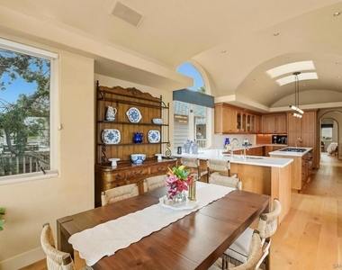 741 Rosecrans St - Photo Thumbnail 41