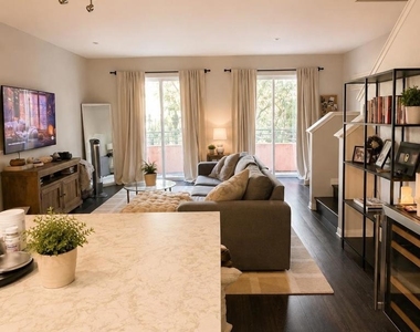 1501 India St - Photo Thumbnail 1