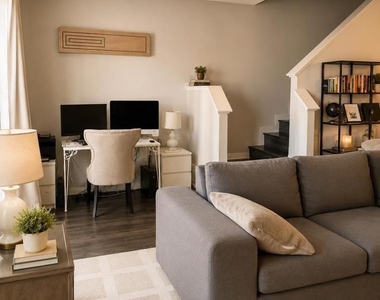 1501 India St - Photo Thumbnail 8
