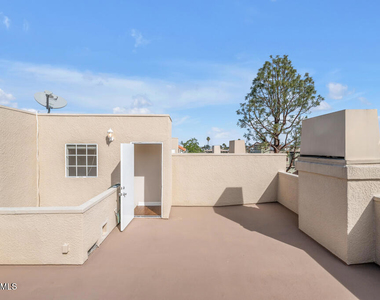 14234 Dickens Street - Photo Thumbnail 34