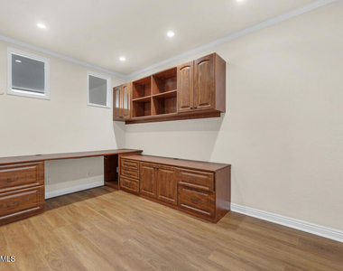 14234 Dickens Street - Photo Thumbnail 39