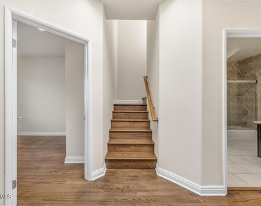 14234 Dickens Street - Photo Thumbnail 31