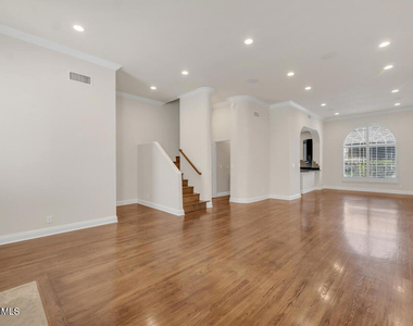 14234 Dickens Street - Photo Thumbnail 14