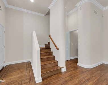 14234 Dickens Street - Photo Thumbnail 21
