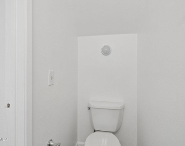 201 Ventura Road - Photo Thumbnail 19