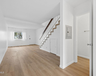 201 Ventura Road - Photo Thumbnail 6