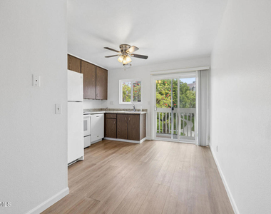 201 Ventura Road - Photo Thumbnail 9