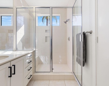220 Tomahawk Drive - Photo Thumbnail 21