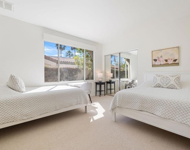 220 Tomahawk Drive - Photo Thumbnail 20