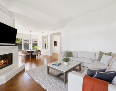 220 Tomahawk Drive - Photo Thumbnail 6