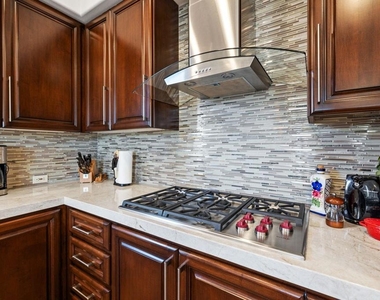 704 Mission Creek Drive - Photo Thumbnail 19