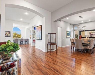 704 Mission Creek Drive - Photo Thumbnail 15