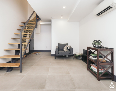 294 Grove St 11237 - Photo Thumbnail 6