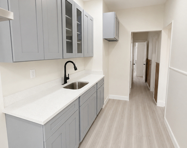 60-70 69th Avenue - Photo Thumbnail 4