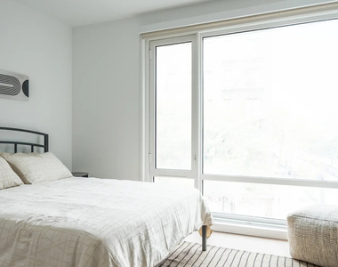 975 Nostrand Av 11225 - Photo Thumbnail 11