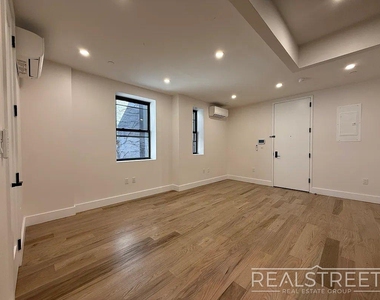2324 Bedford Avenue - Photo Thumbnail 9