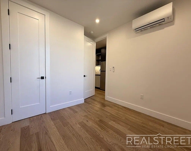 2324 Bedford Avenue - Photo Thumbnail 8