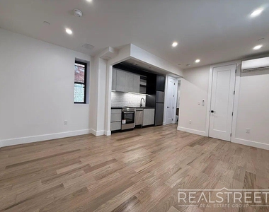 2324 Bedford Avenue - Photo Thumbnail 4