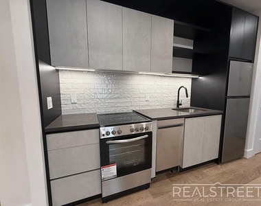 2324 Bedford Avenue - Photo Thumbnail 2