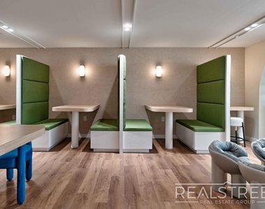 150 Noll St - Photo Thumbnail 19