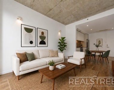 150 Noll St - Photo Thumbnail 1
