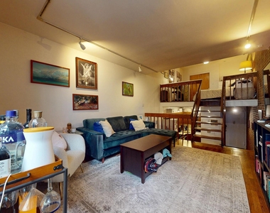 East 88th Street - Photo Thumbnail 1