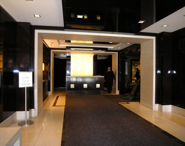 Eighth Avenue - Photo Thumbnail 17