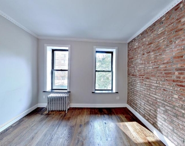 East 83rd Street - Photo Thumbnail 1