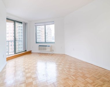 155 Washington Street - Photo Thumbnail 26