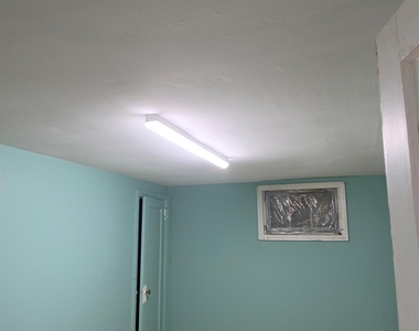 412 Keller Avenue - Photo Thumbnail 3