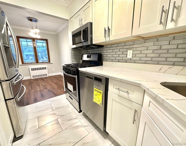 8577 66th Avenue - Photo Thumbnail 5
