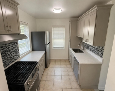 14516 Guy R Brewer Boulevard - Photo Thumbnail 1