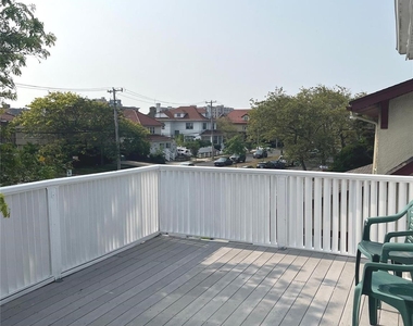 307 Magnolia Boulevard - Photo Thumbnail 14