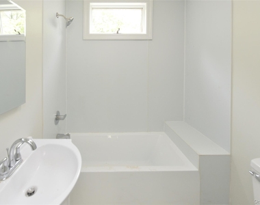 7 Pioneer Avenue - Photo Thumbnail 13