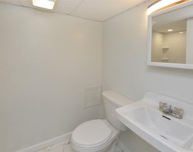 7 Pioneer Avenue - Photo Thumbnail 24