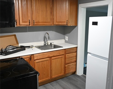 1040 Dutchess Turnpike - Photo Thumbnail 7