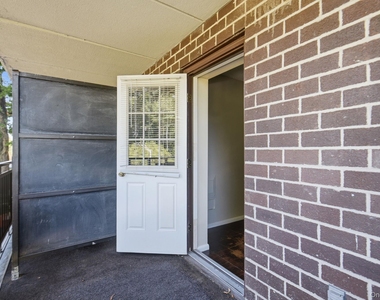 160 Academy Street - Photo Thumbnail 3
