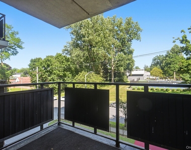 160 Academy Street - Photo Thumbnail 16