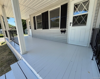 20 Lyman Street - Photo Thumbnail 16